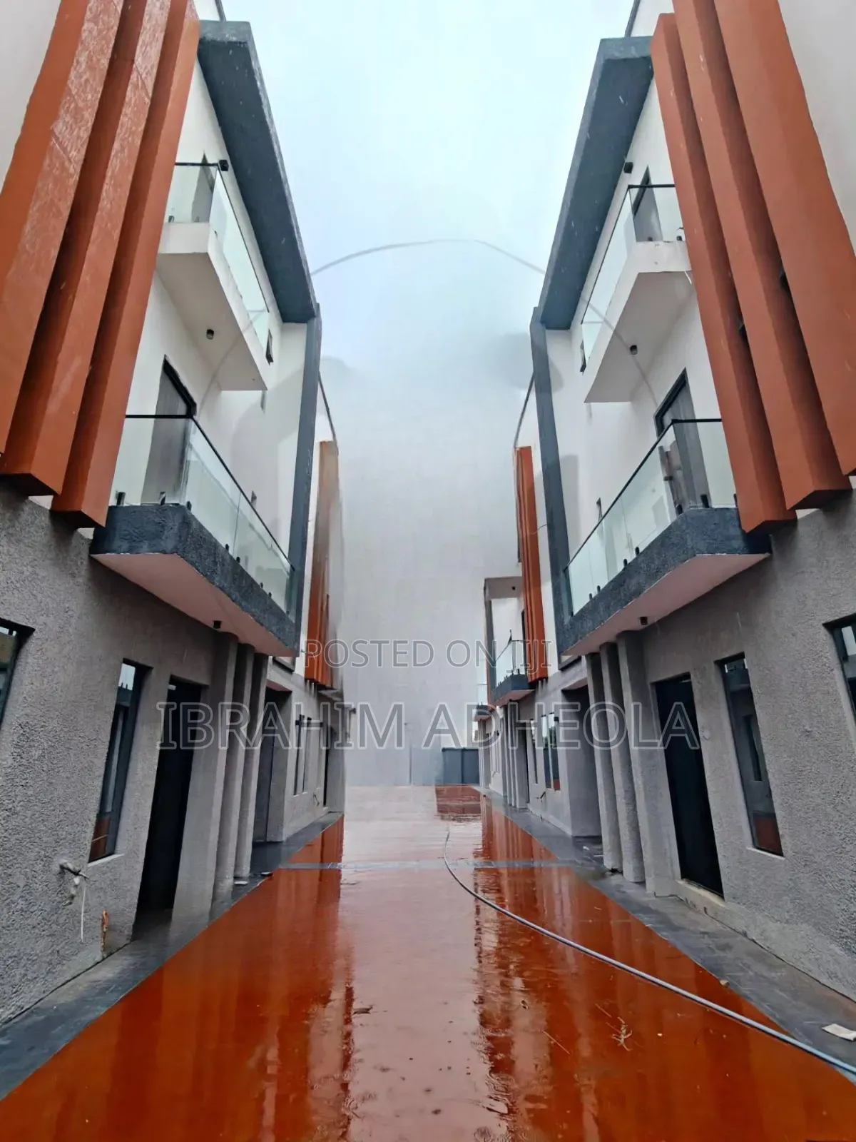 4bdrm Townhouse/Terrace in Opebi for sale