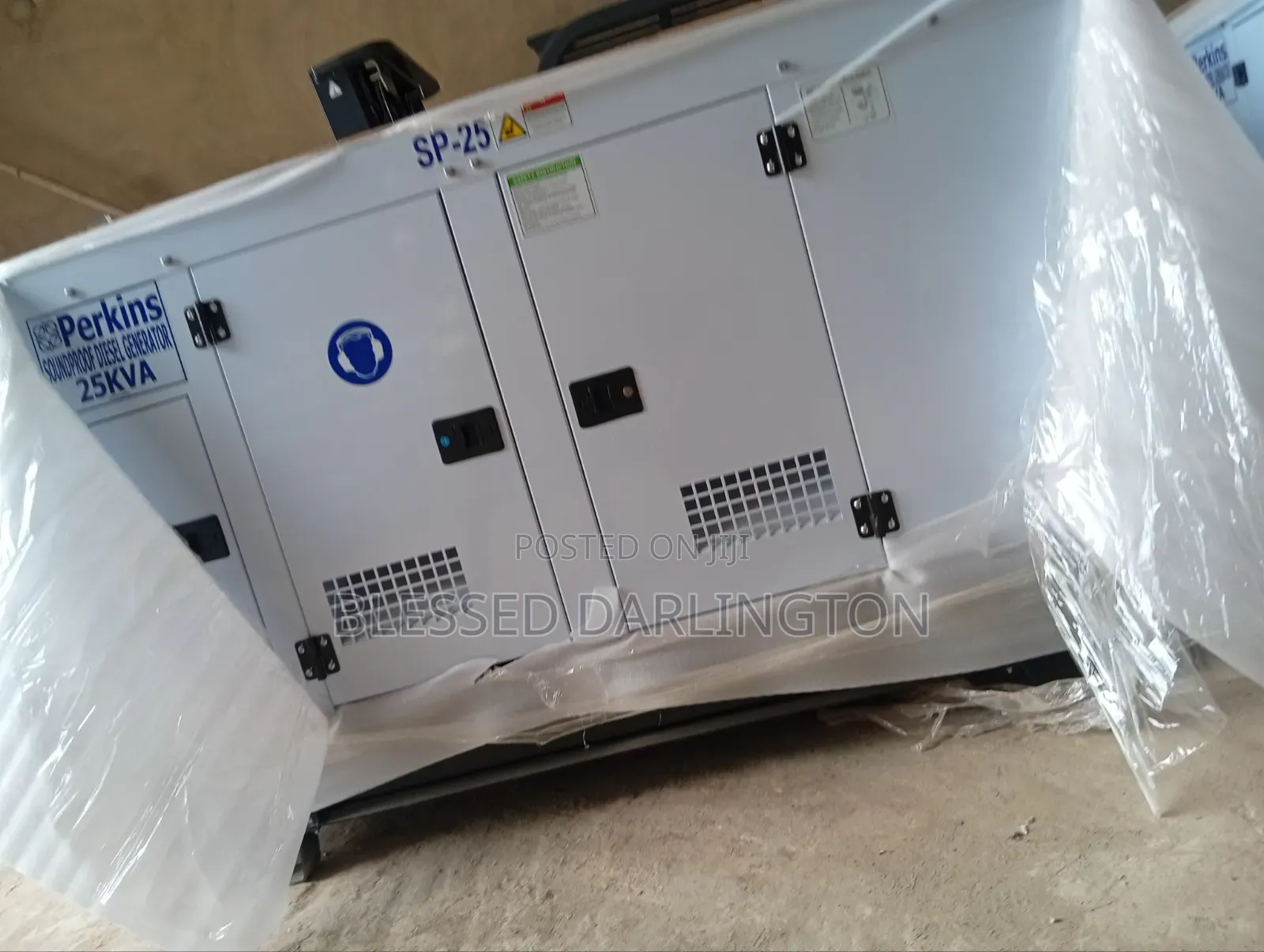 25kva Perkins Soundproof Diesel Generator
