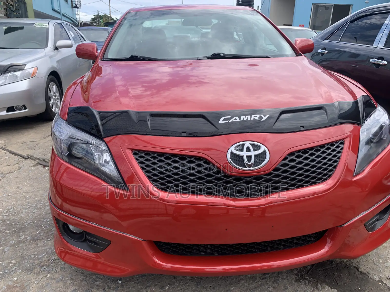 Toyota Camry SE 4dr Sedan (2.5L 4cyl 6A) 2011 Red