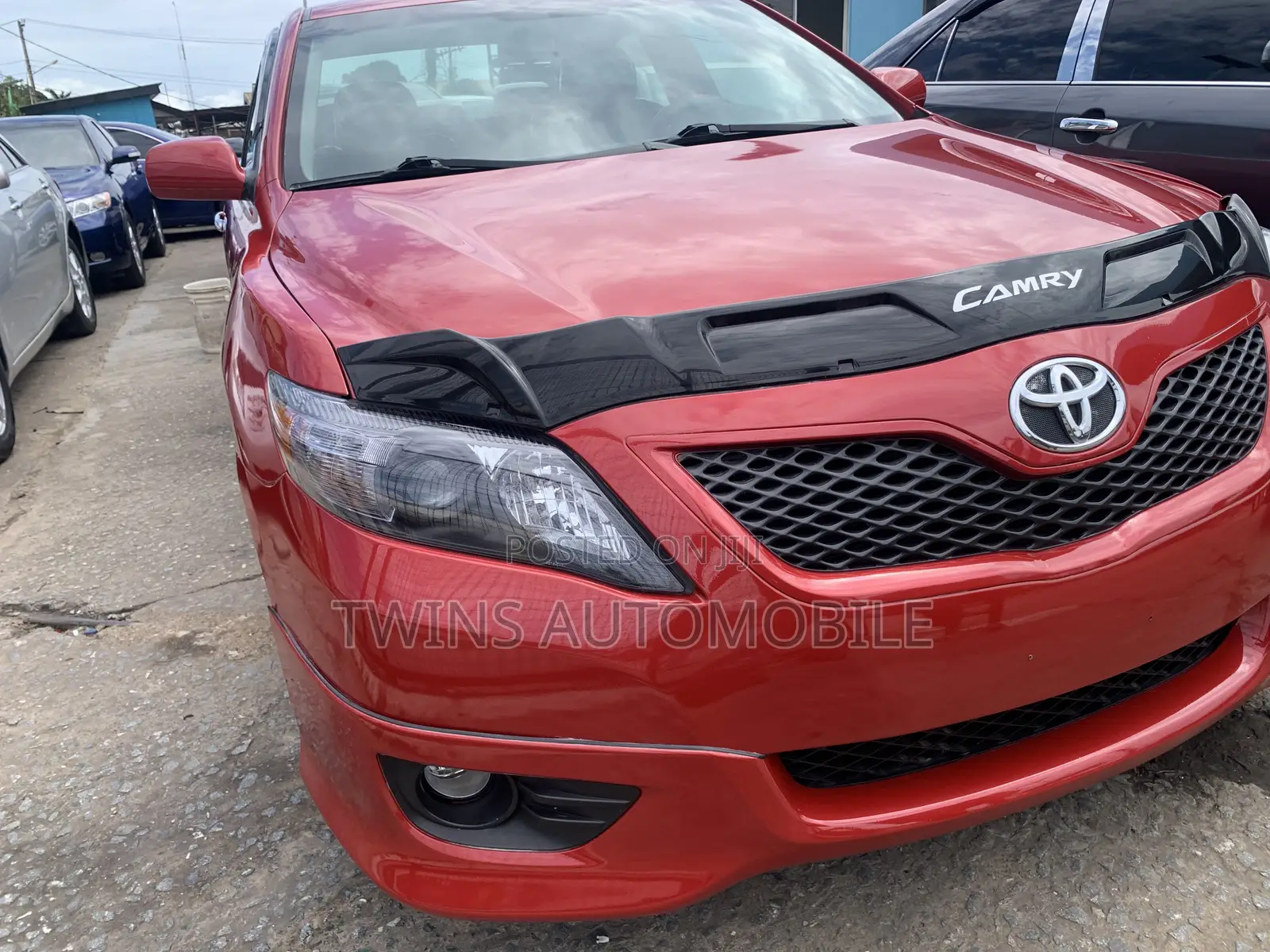 Toyota Camry SE 4dr Sedan (2.5L 4cyl 6A) 2011 Red