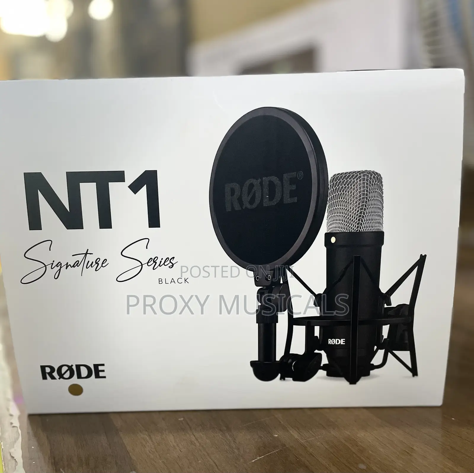Original Røde Nt1 Signature Series Studio Condenser Microphone