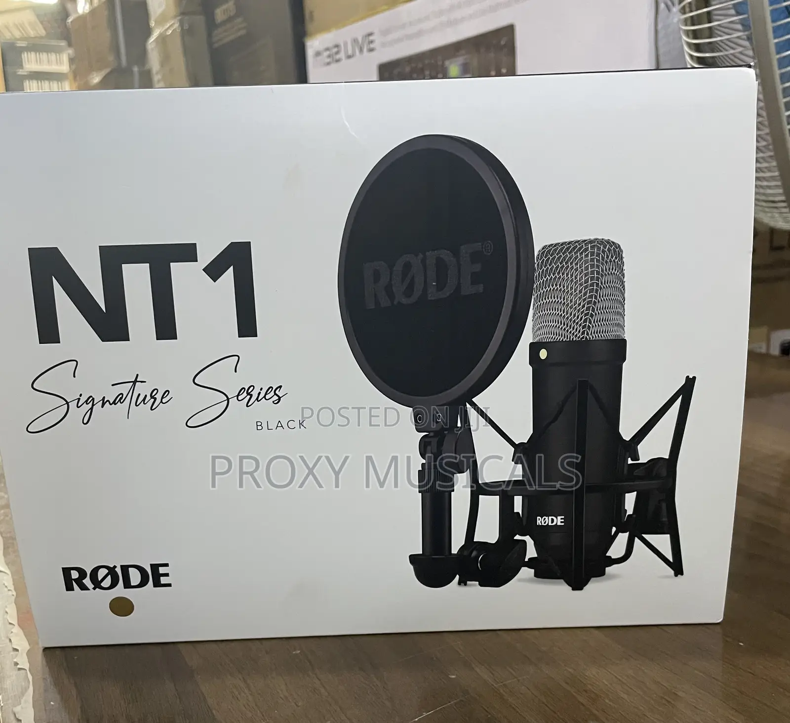 Original Røde Nt1 Signature Series Studio Condenser Microphone