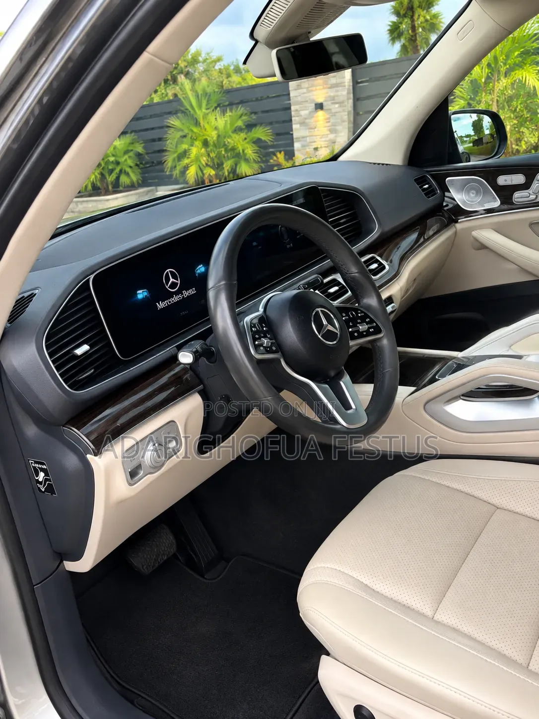 Mercedes-Benz GLE-Class 2021 Beige