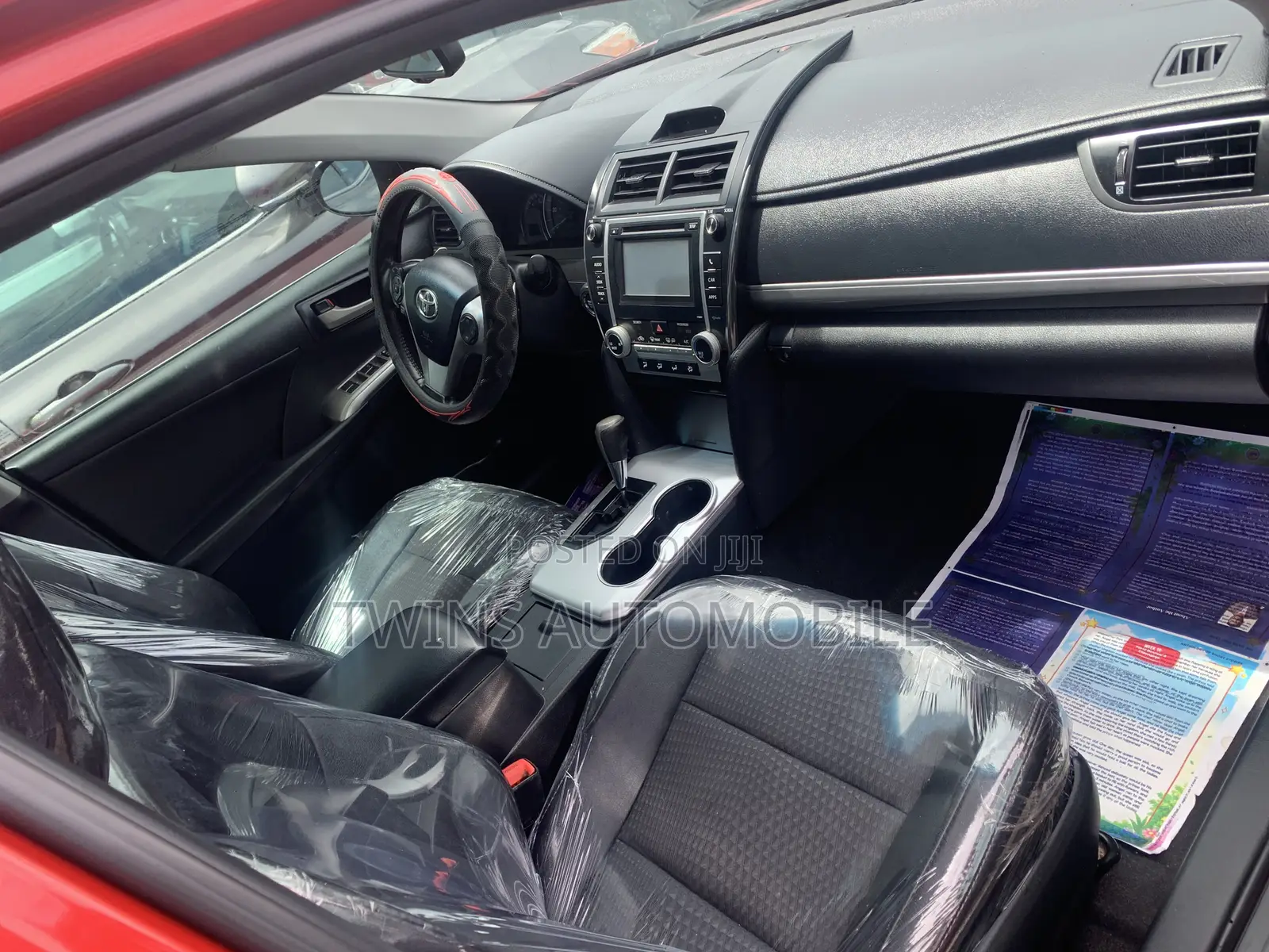 Toyota Camry SE 4dr Sedan (2.5L 4cyl 6A) 2013 Red