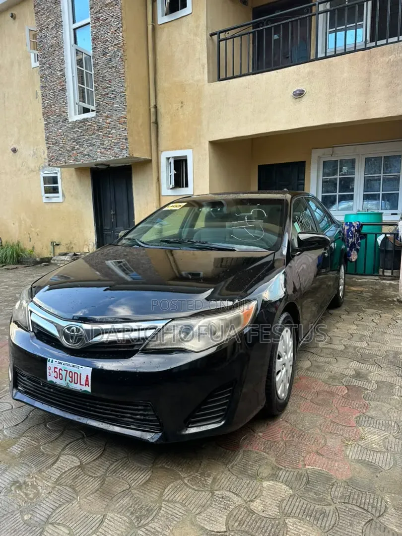 Toyota Camry 2014 Black