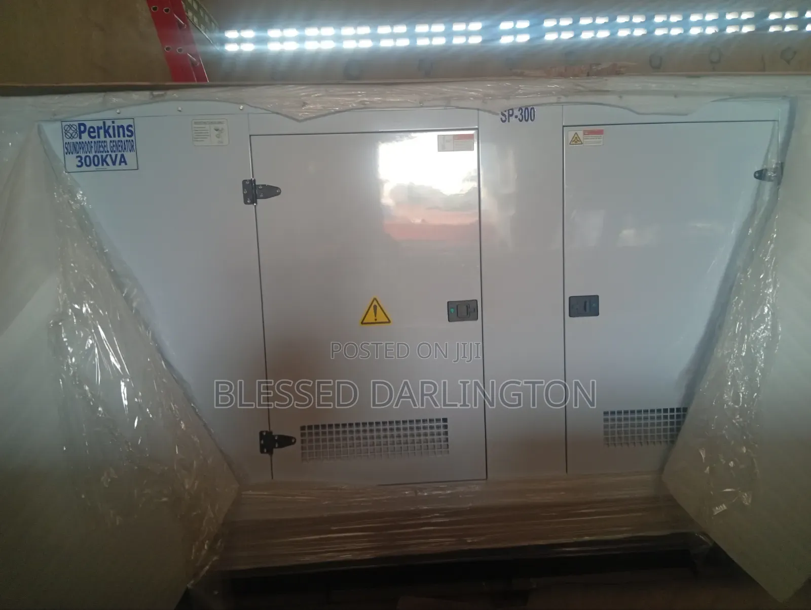 300kva Perkins Soundproof Diesel Generator