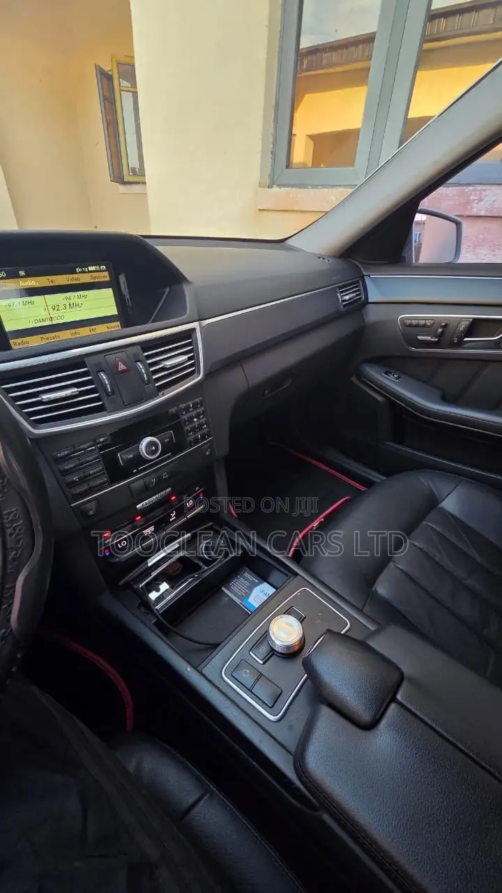 Mercedes-Benz E300 2012 Gray