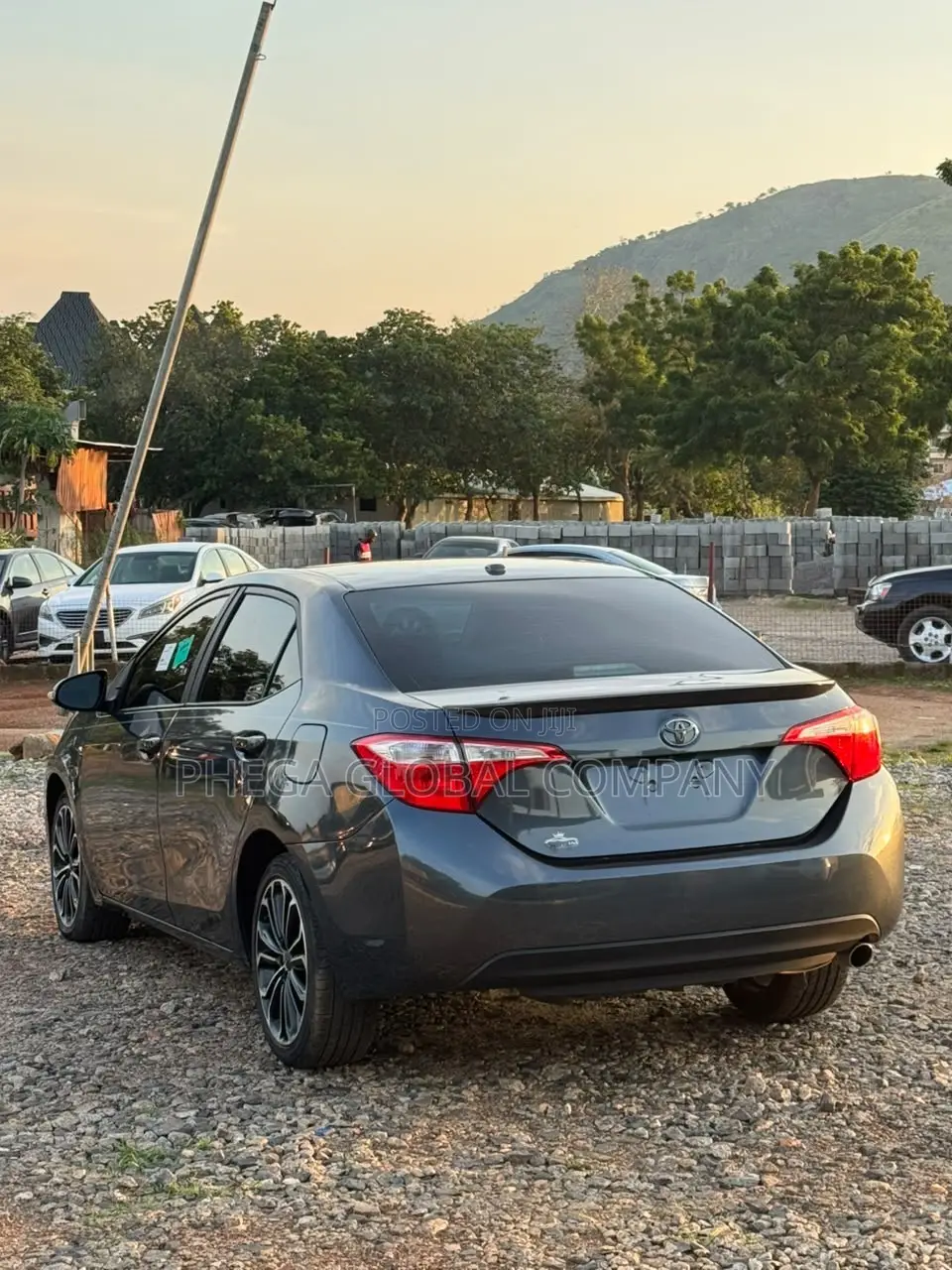 Toyota Corolla S Premium 4dr Sedan (1.8L 4cyl CVT) 2016 Gray