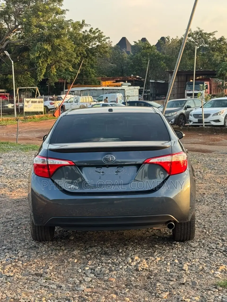 Toyota Corolla S Premium 4dr Sedan (1.8L 4cyl CVT) 2016 Gray