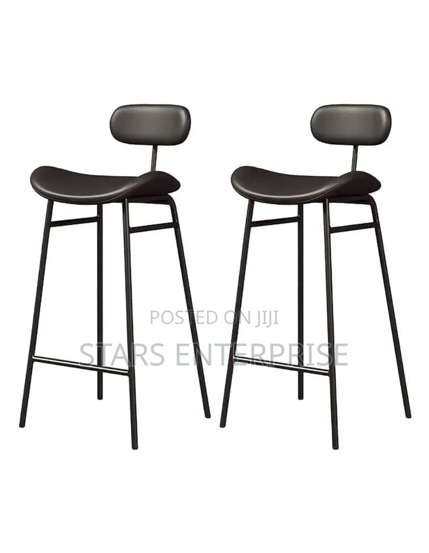 Bar Stool / Modern High Chair