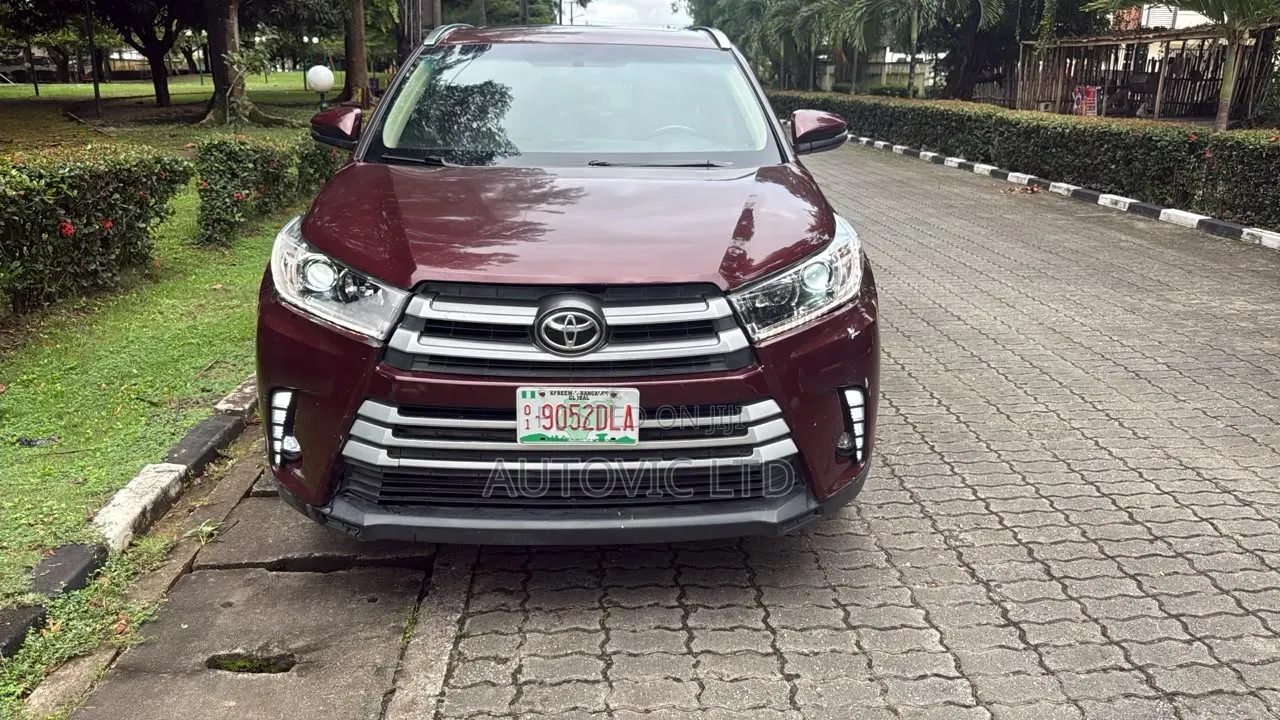 Toyota Highlander Limited 4dr SUV AWD (3.5L 6cyl 6A) 2015 Red