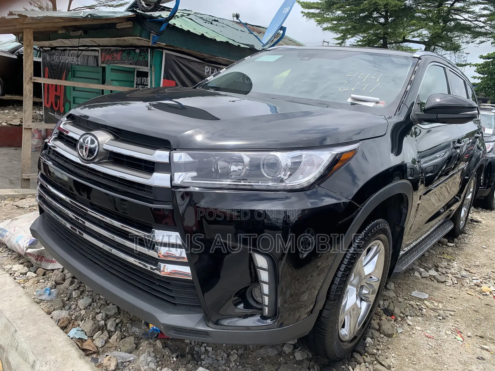Toyota Highlander Limited 4dr SUV AWD (3.5L 6cyl 6A) 2015 Black