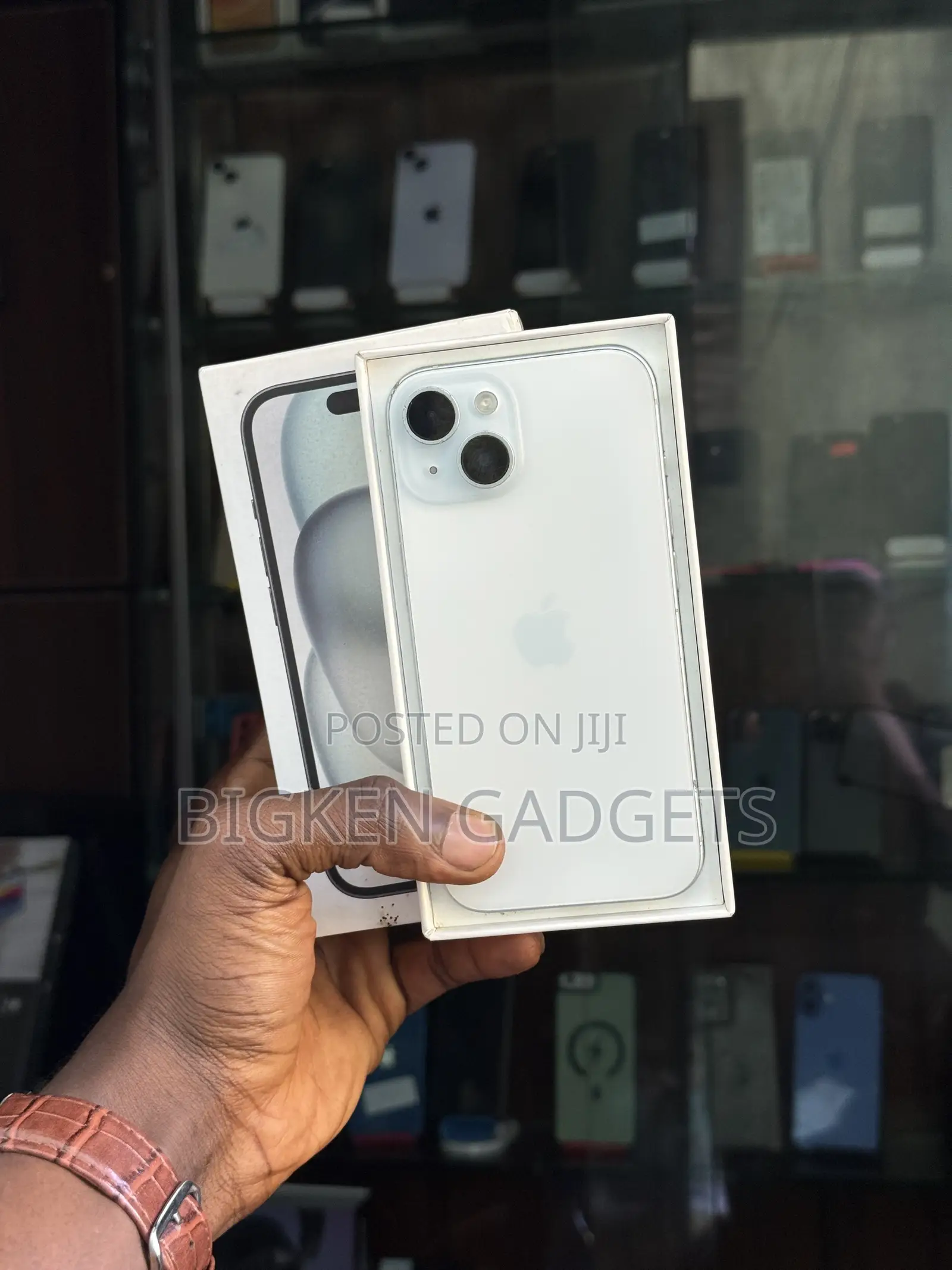 Apple iPhone 15 128 GB Green