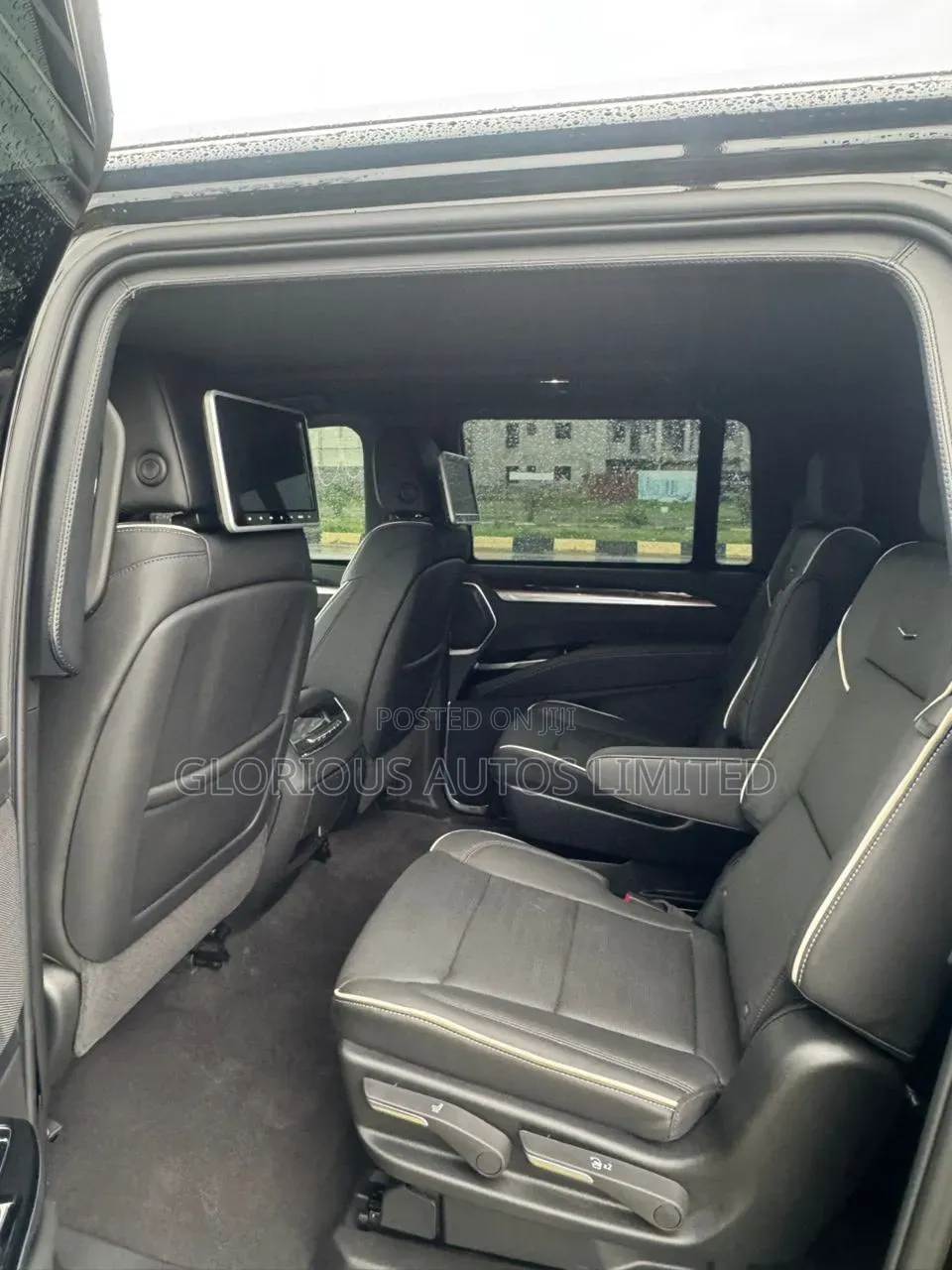 New Cadillac Escalade Platinum Luxury 4WD 2026 Black