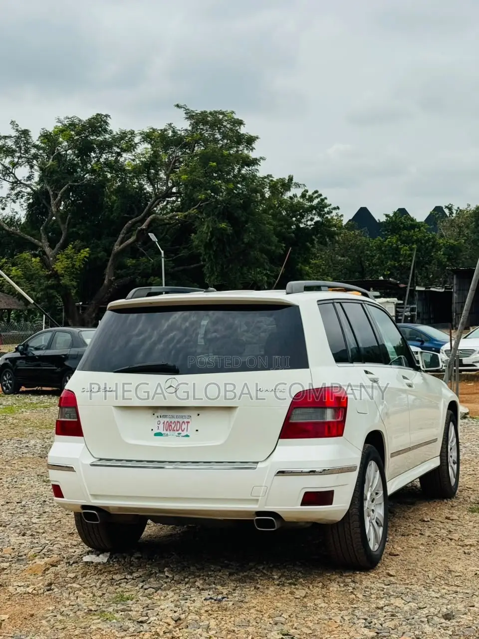 Mercedes-Benz GLK-Class 350 4MATIC 2011 White