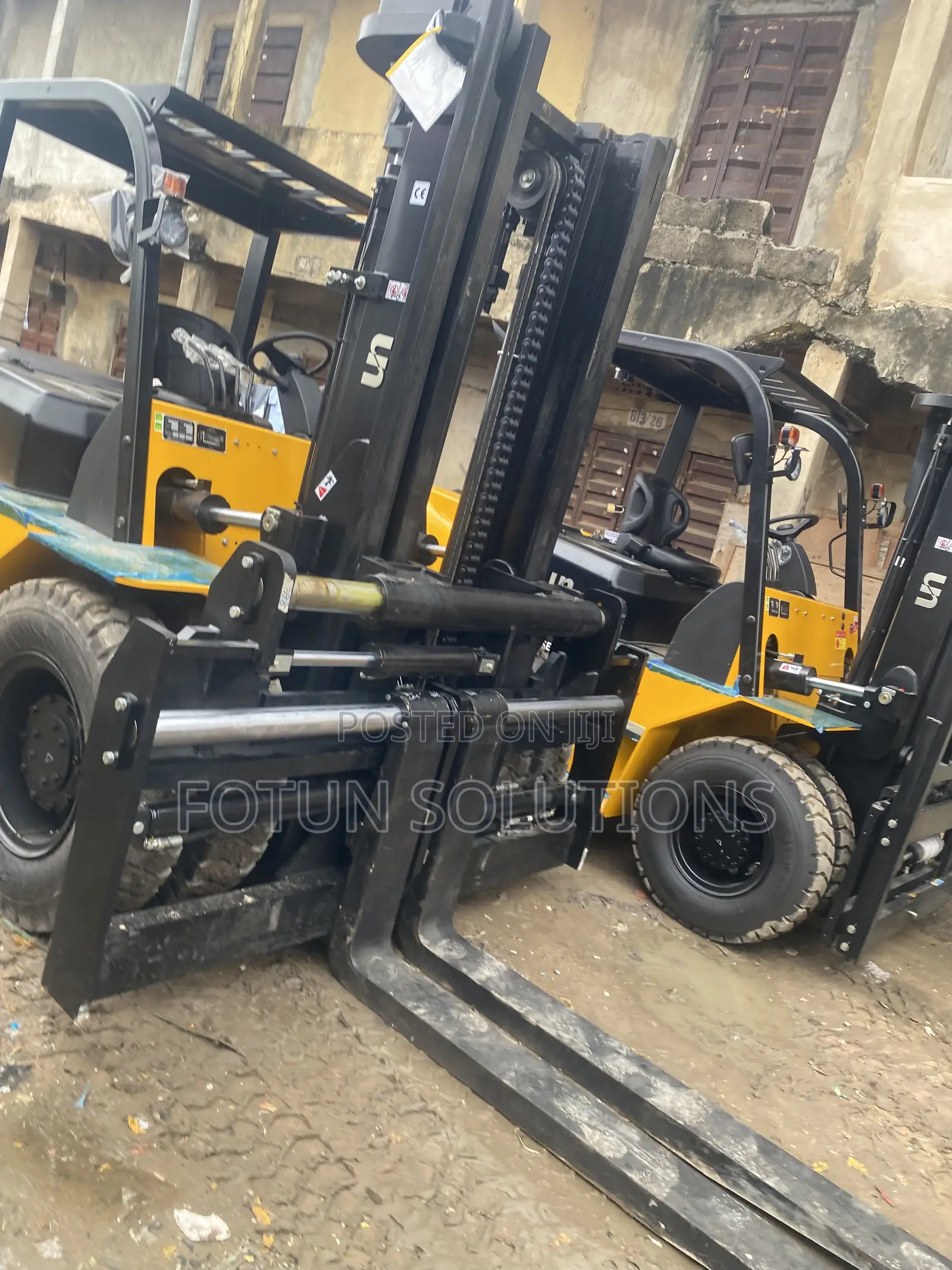 Mobile Forklift 10tons