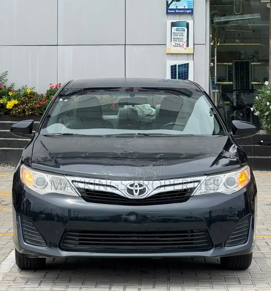 Toyota Camry 2013 Black