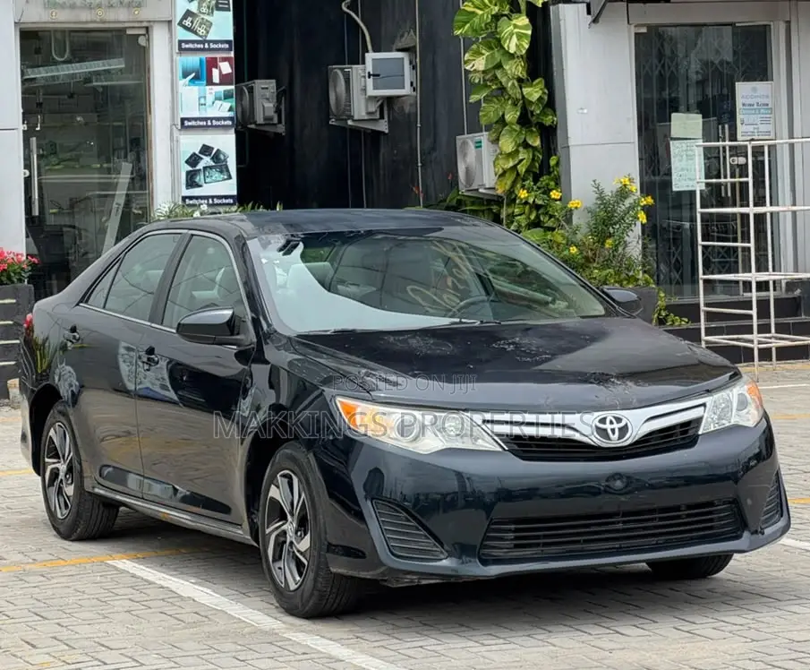 Toyota Camry 2013 Black