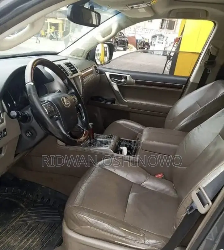 Lexus GX 2017 Gray