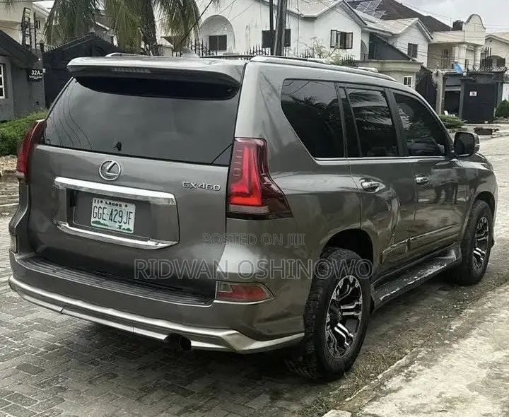 Lexus GX 2017 Gray