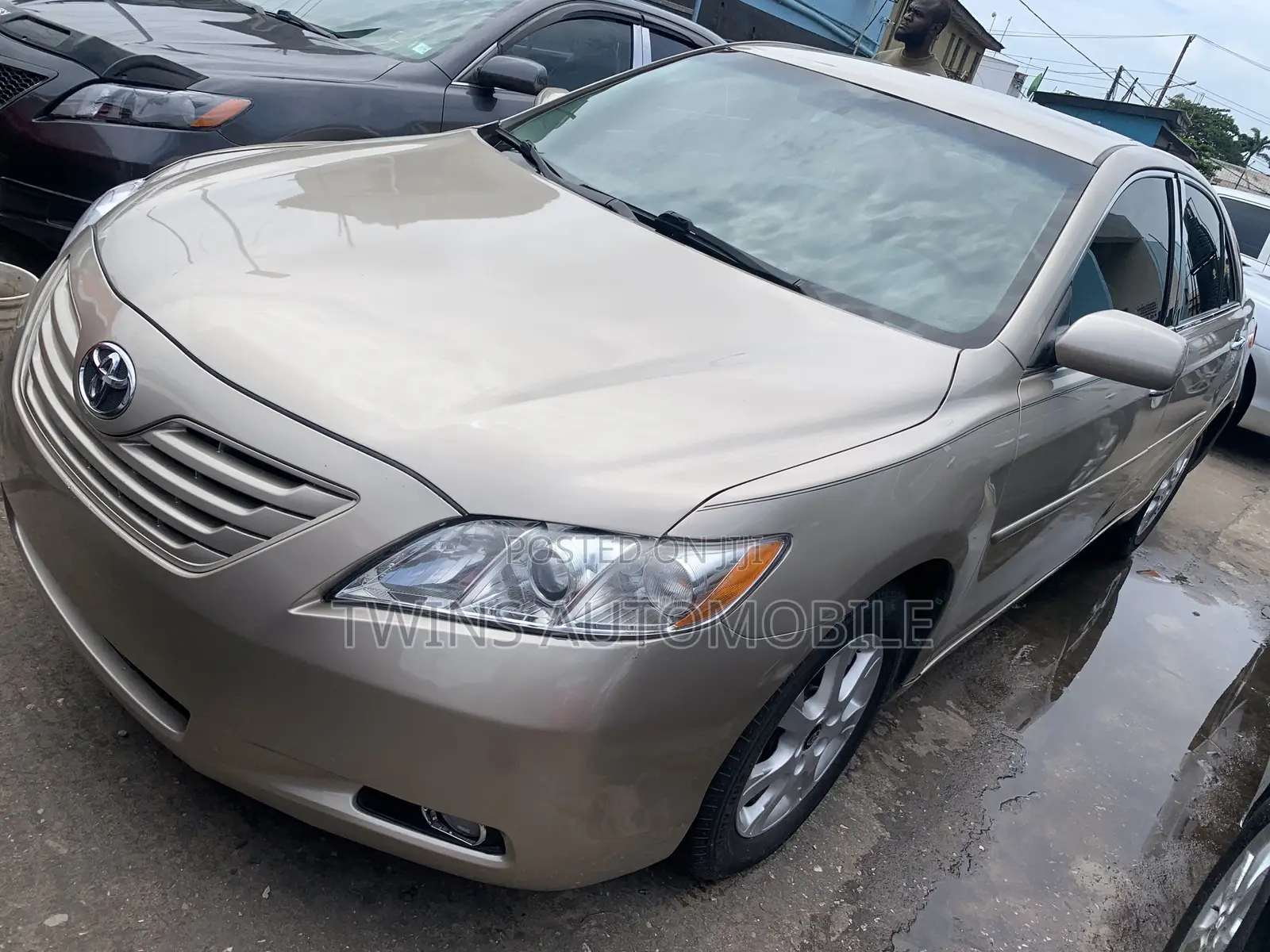 Toyota Camry LE 4dr Sedan (2.4L 4cyl 5A) 2008 Gold