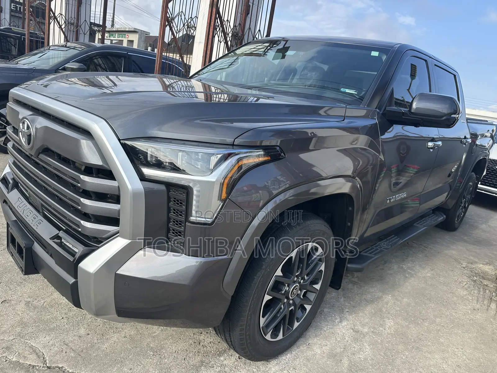 Toyota Tundra 2024 Gray