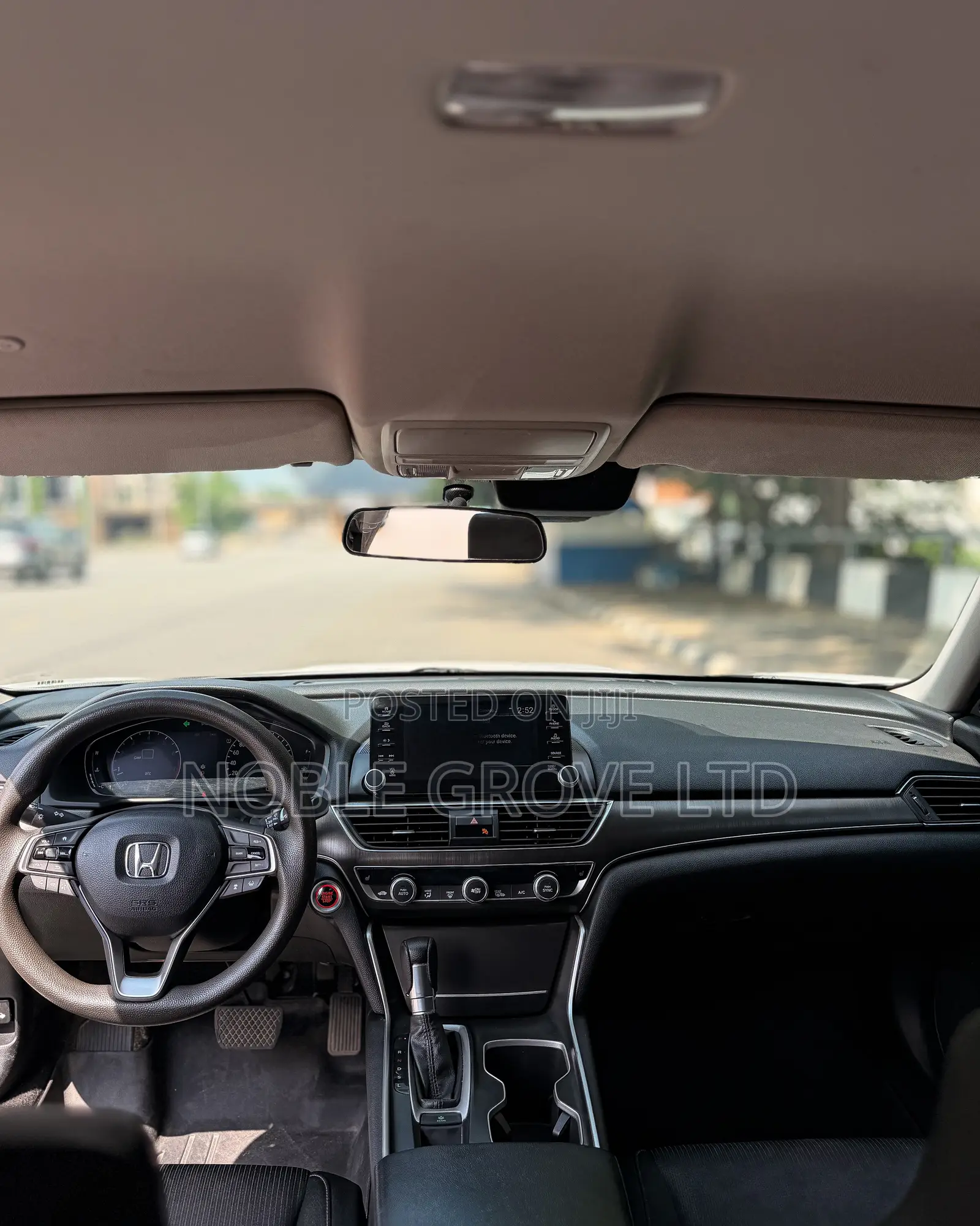 Honda Accord LX 2018 White