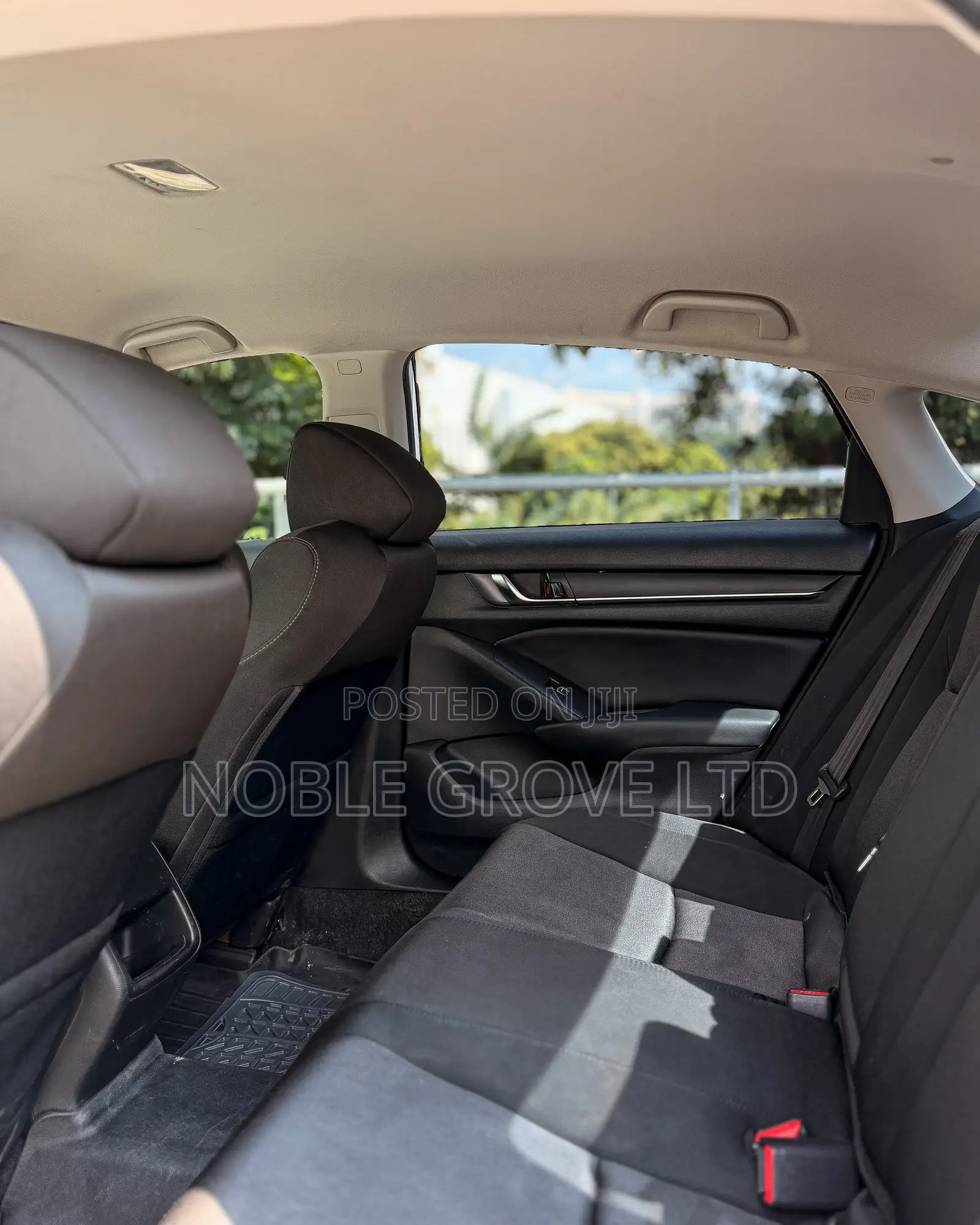 Honda Accord LX 2018 White