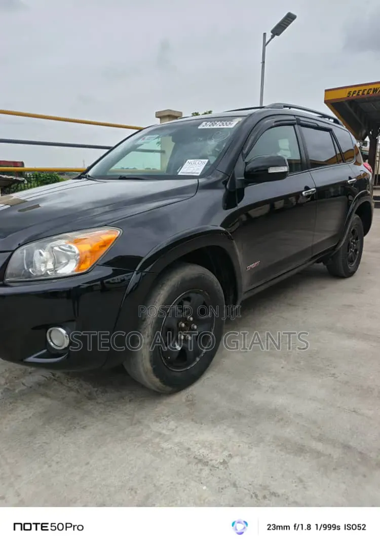 Toyota RAV4 2012 Black