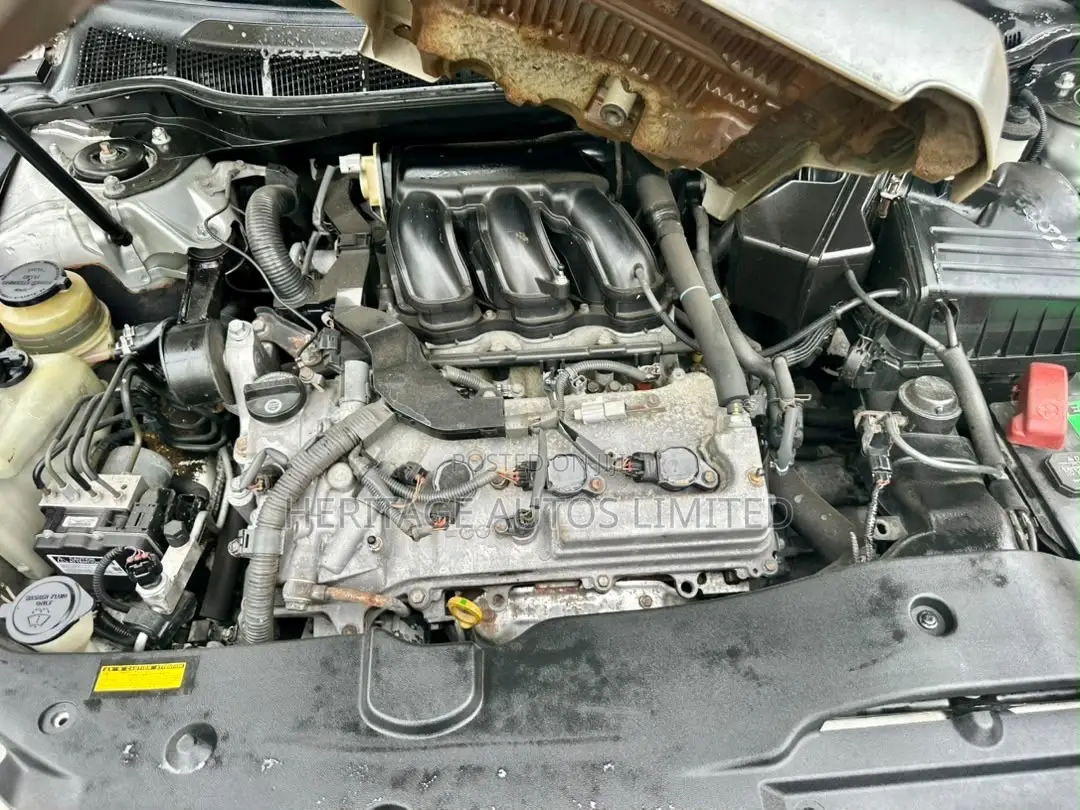 Toyota Camry XLE V6 4dr Sedan (3.5L 6cyl 6AM) 2008 Silver