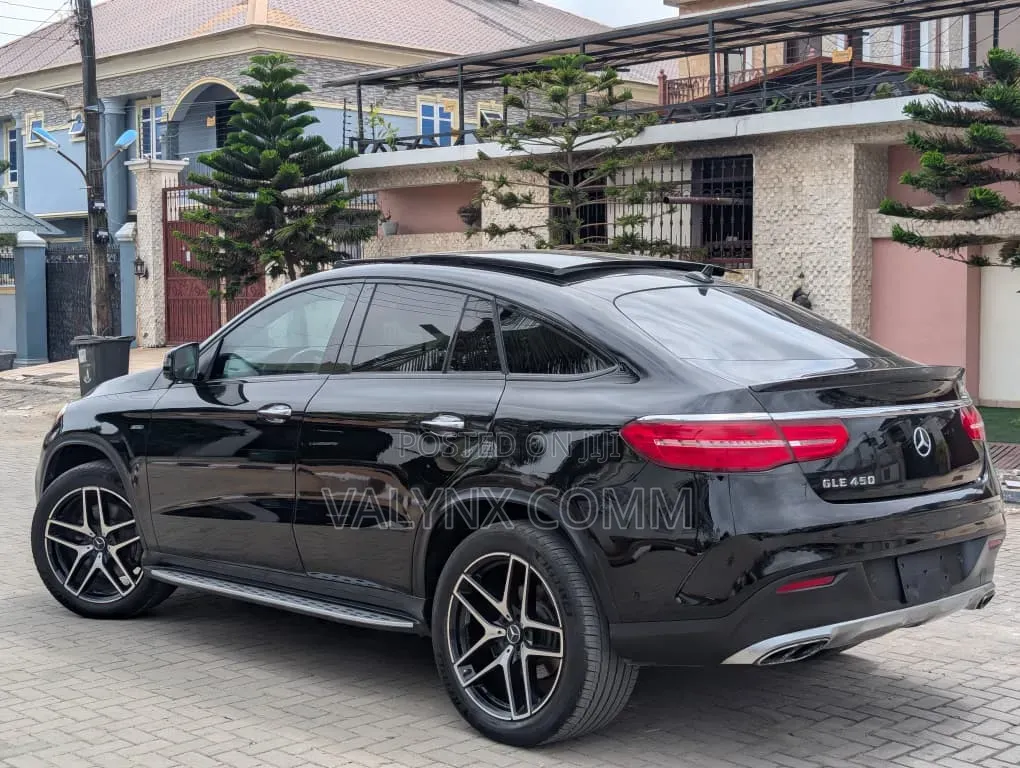 Mercedes-Benz GLE-Class 2016 Black