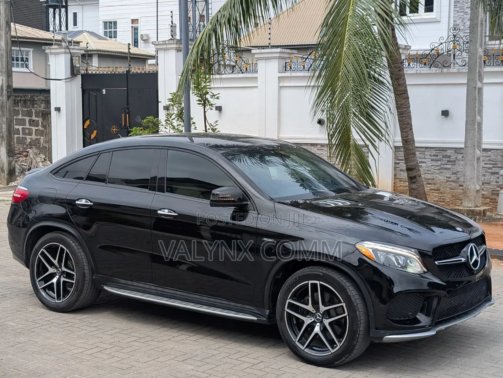 Mercedes-Benz GLE-Class 2016 Black