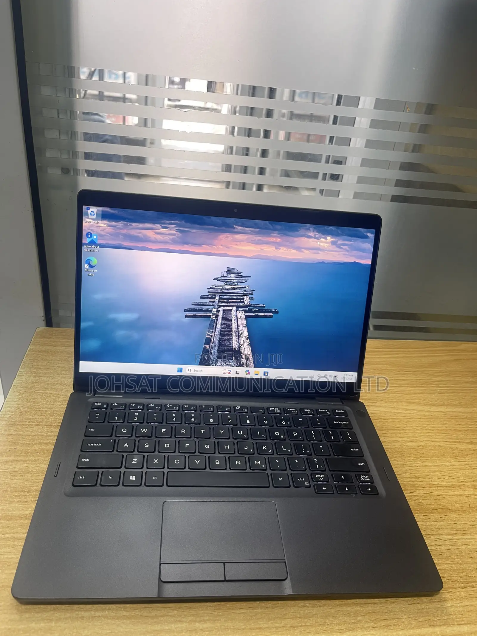 Laptop Dell Latitude 5300 2-in-1 16GB Intel Core i7 SSD 256GB
