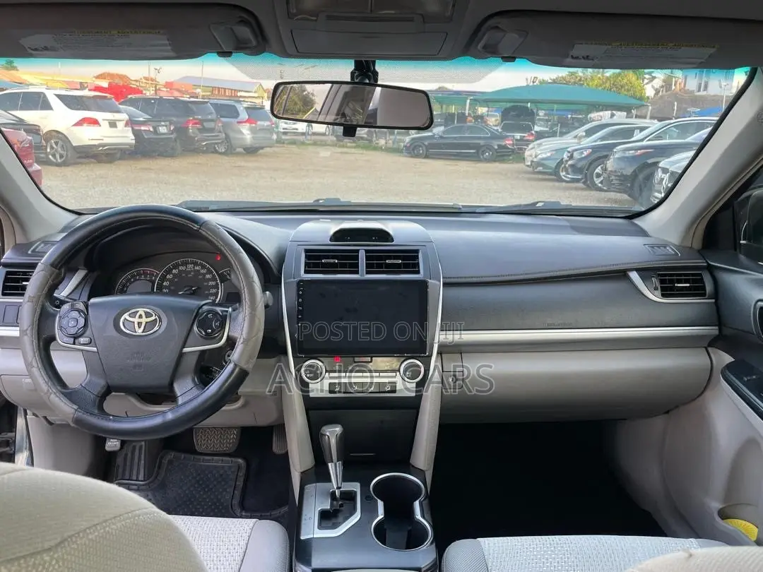 Toyota Camry 2014 Gray