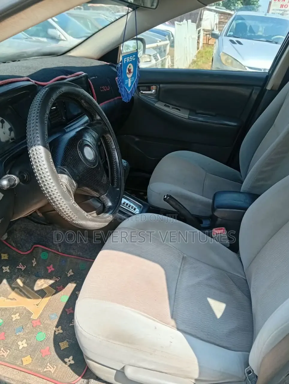 Toyota Corolla Sedan 2003 Silver