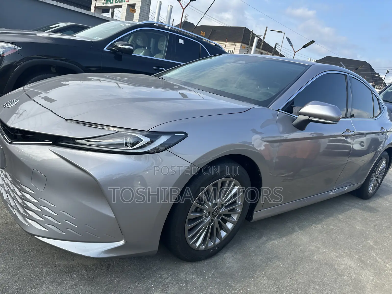 Toyota Camry SE 2025 Gray