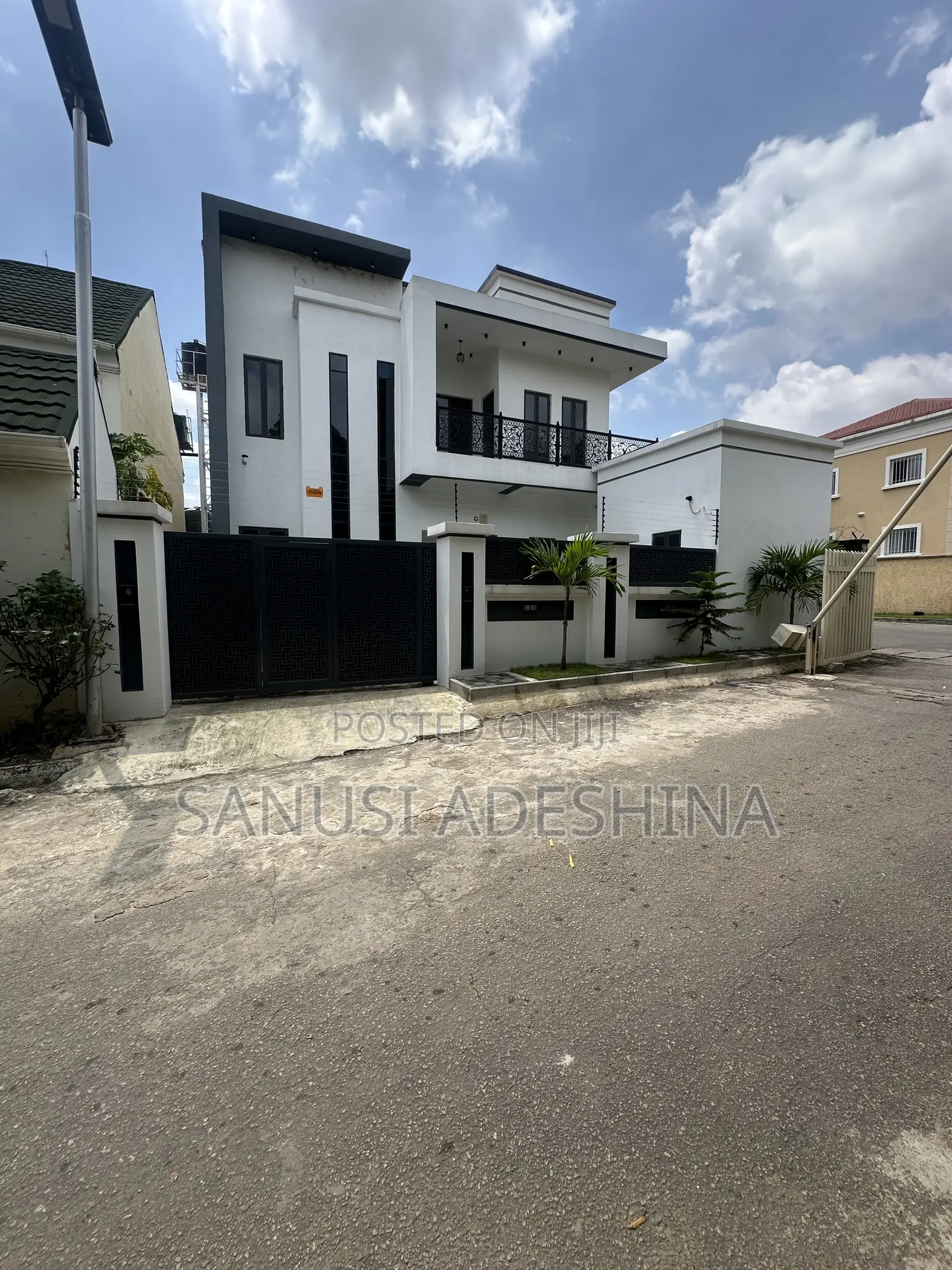 4bdrm Duplex in Life Camp,Fct Abuja for sale