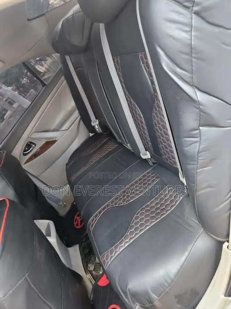 Toyota Camry 2.4 LE 2008 Gray