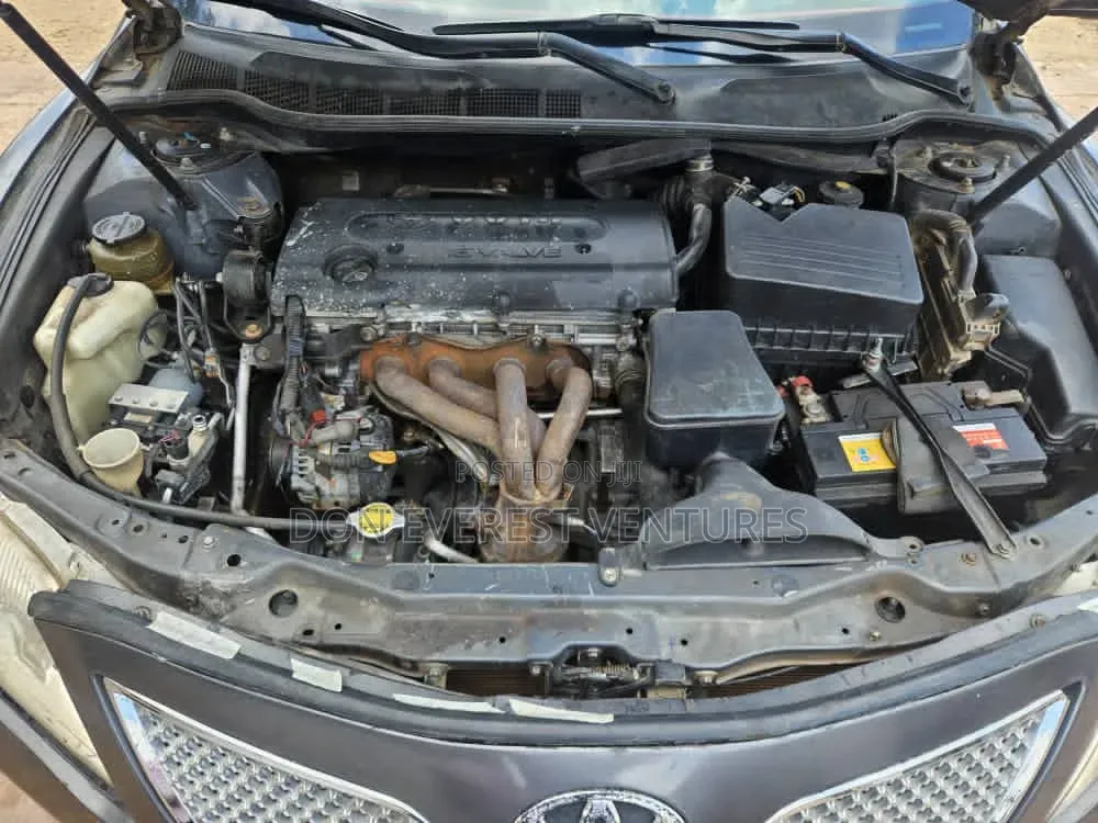 Toyota Camry 2.4 LE 2008 Gray