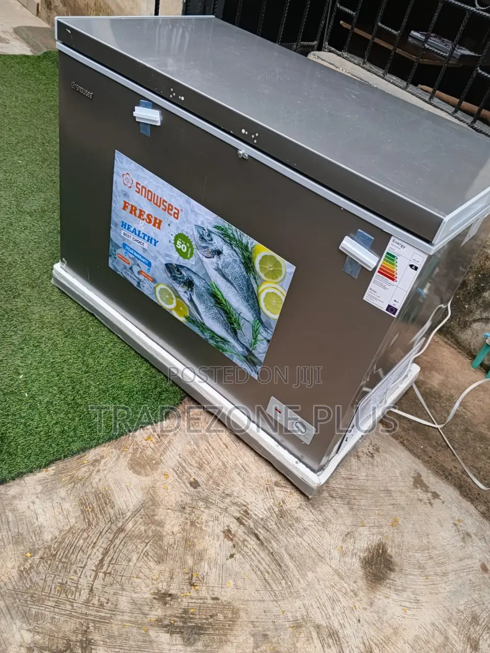 Snowsea Chest Freezer 450L – Spacious Storage