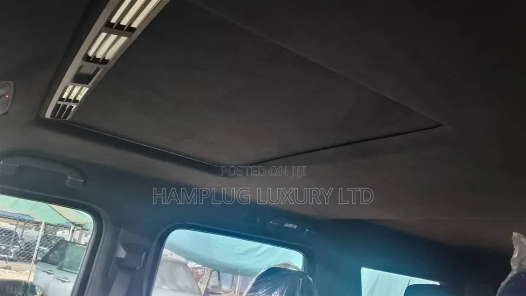 New Mercedes-Benz G-Class 2023 Blue