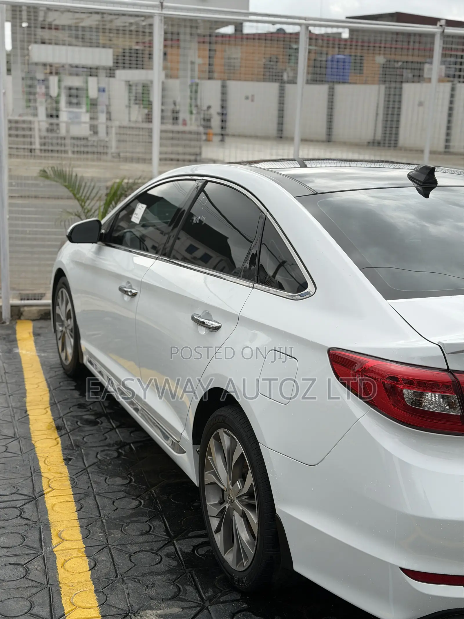 Hyundai Sonata Limited 2.0T Seban (2.0L 4cyl 6A) 2016 White