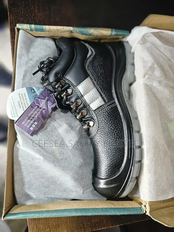 F-Man Jogger Safety Shoe