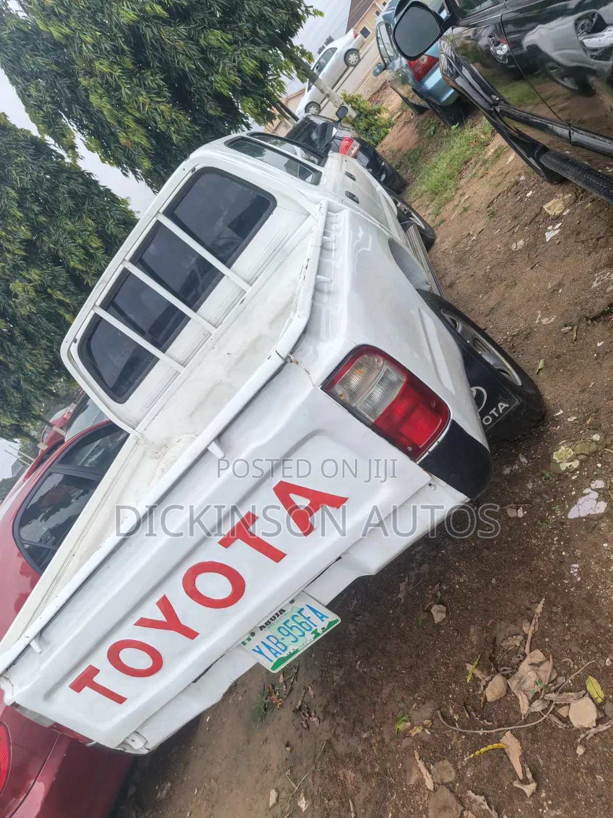 Toyota Hilux 2003 White