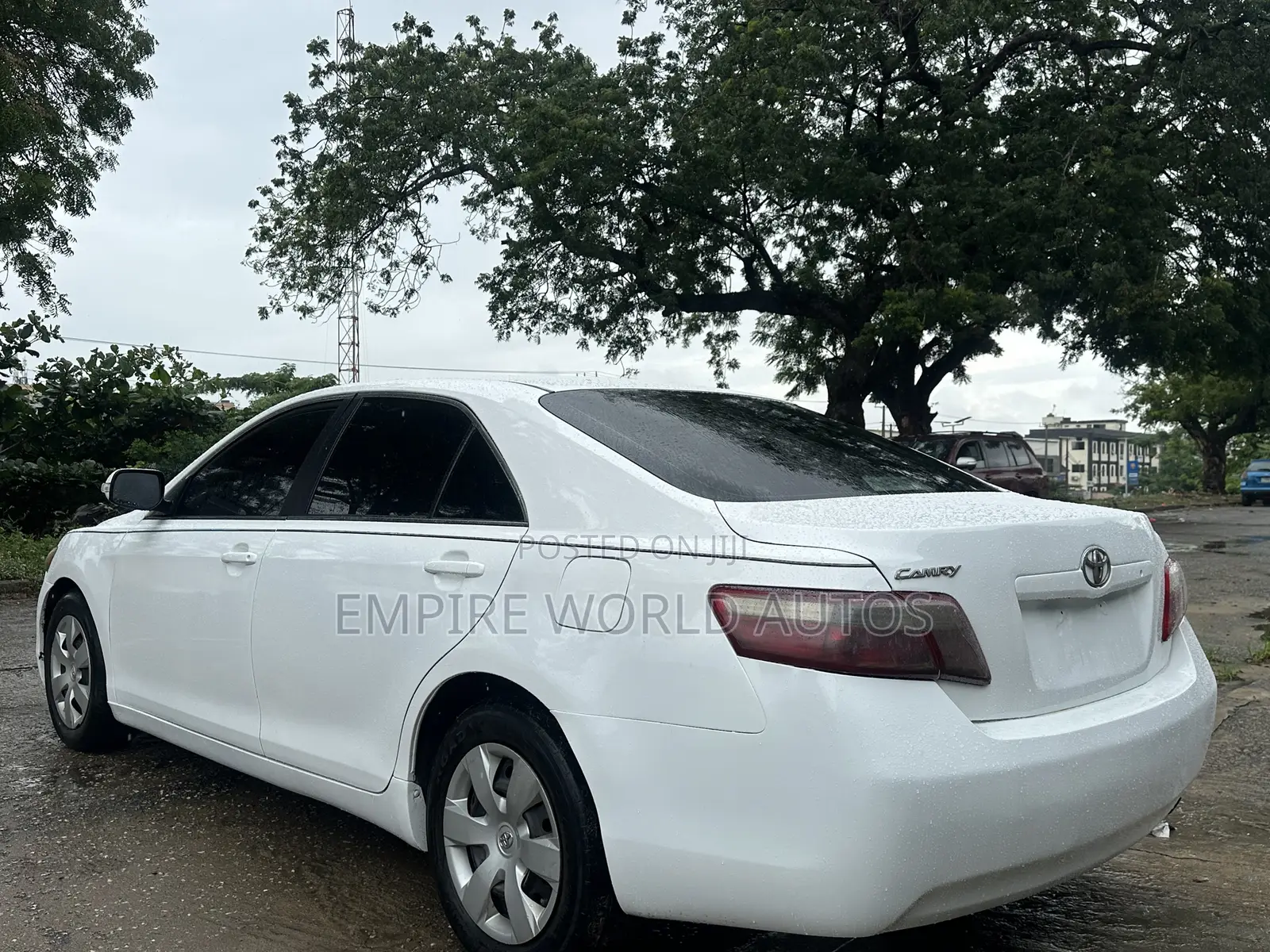 Toyota Camry 2.4 LE 2008 White