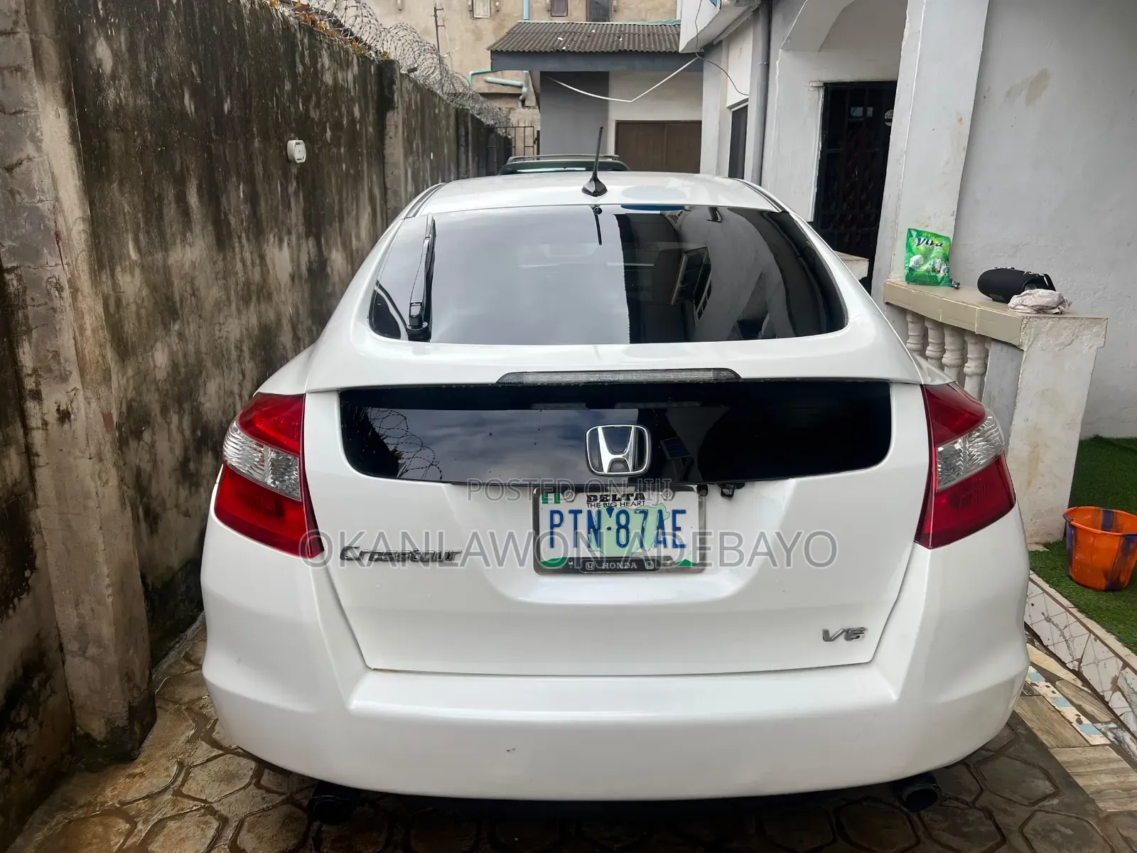 Honda Crosstour 3.5 FWD 2011 White