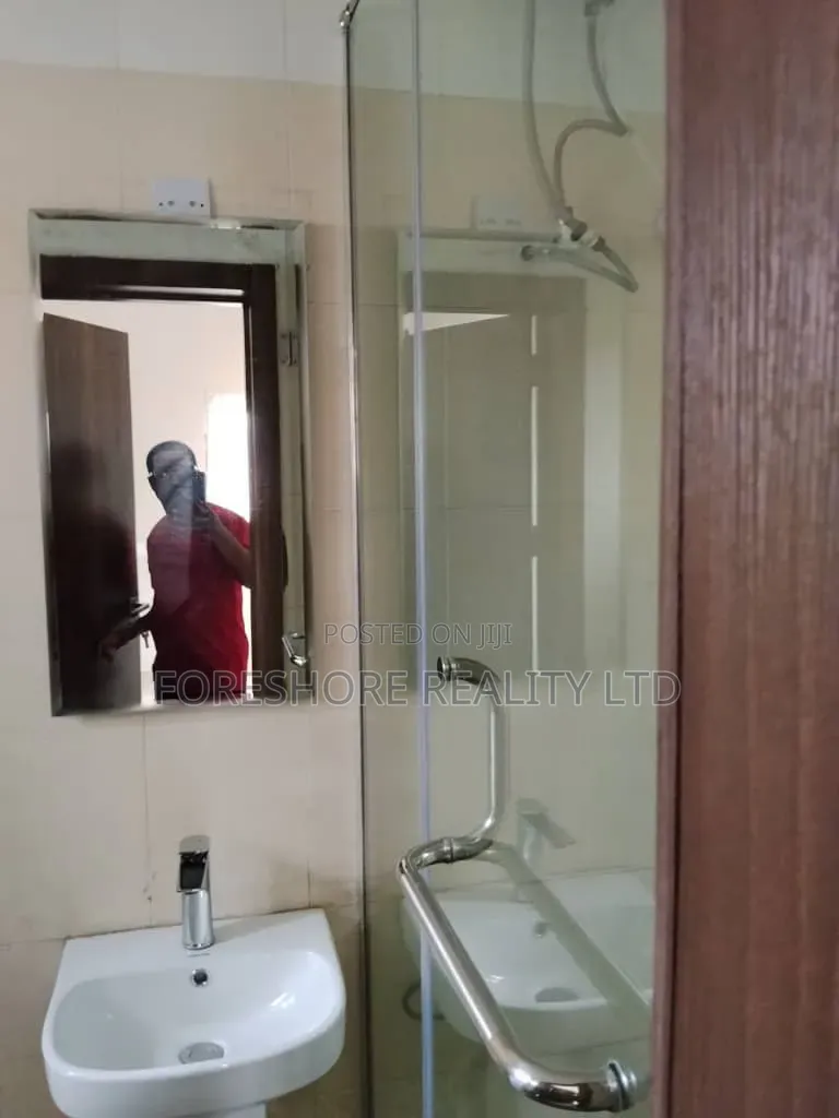 3bdrm Apartment in Oniru, Victoria Island Extension for rent