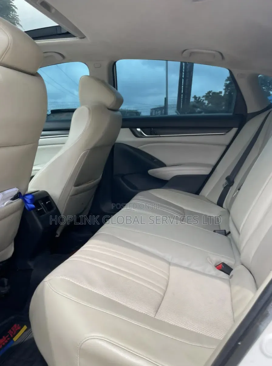 Honda Accord 2018 White