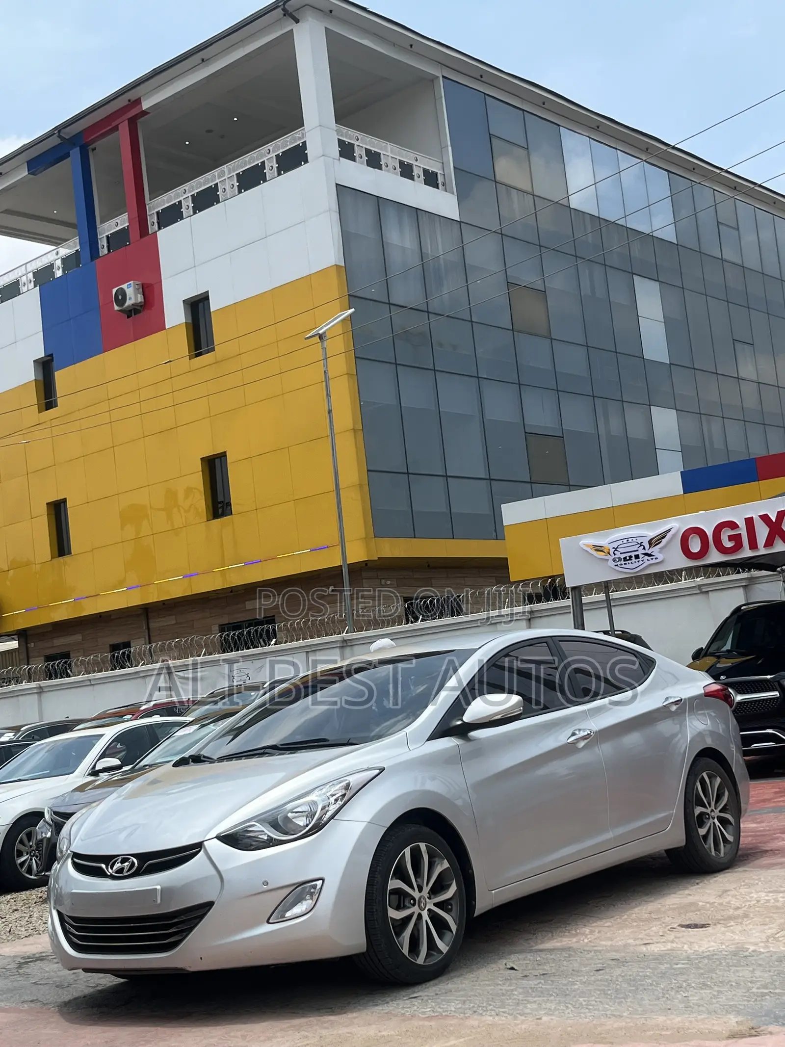 Hyundai Avante 2013 White