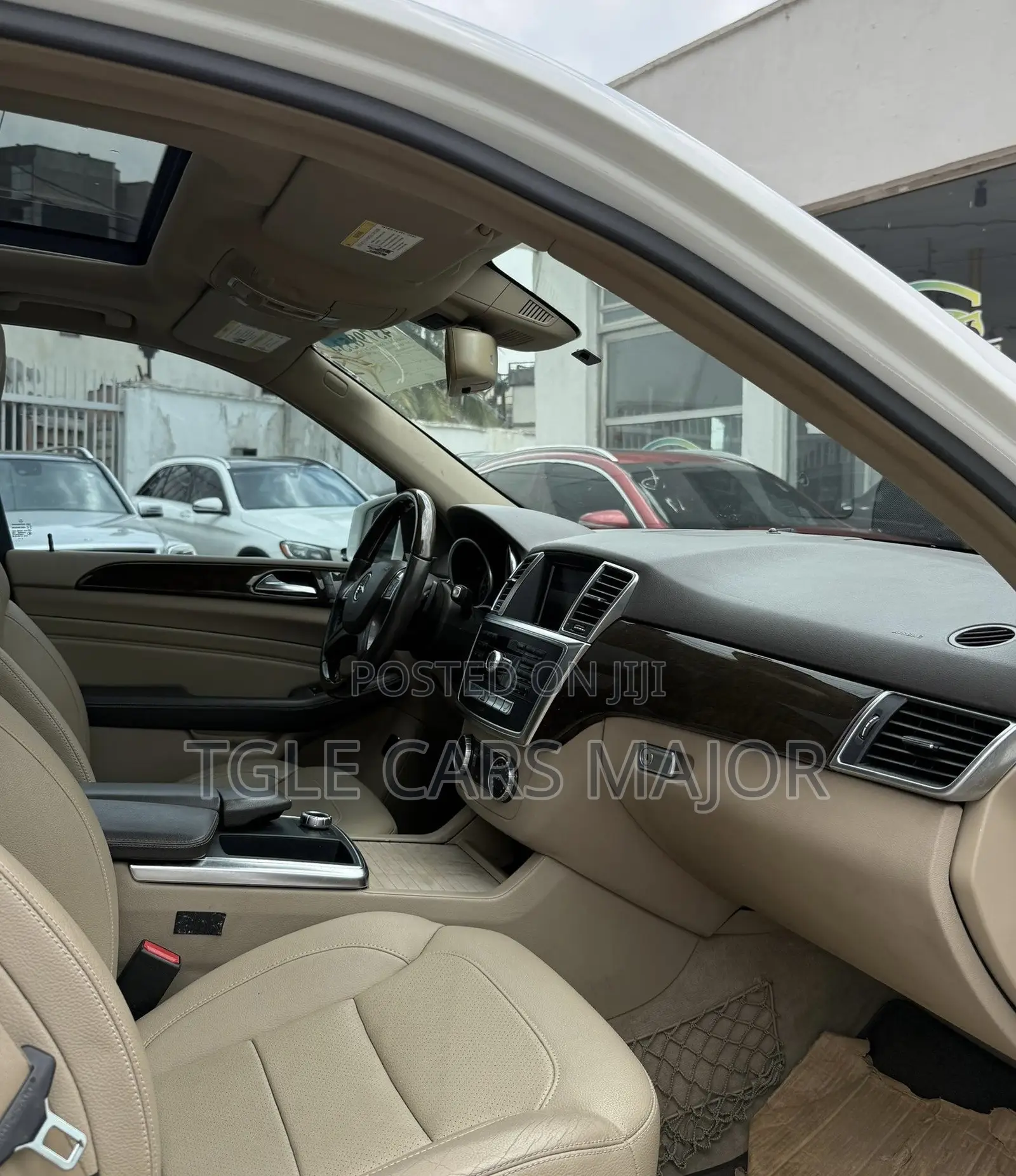 Mercedes-Benz M Class ML350 4dr SUV (3.5L 6cyl 7A) 2015 White